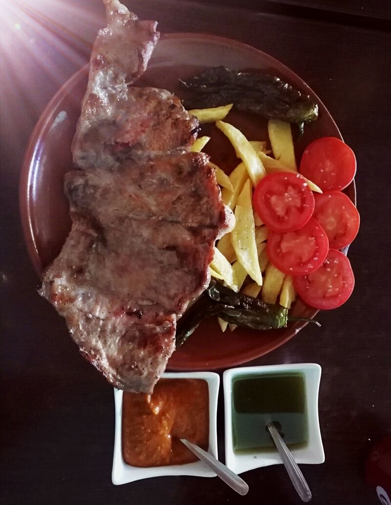 Prueba el mejor secreto ibérico a la brasa. Disfruta de lo mejor siempre en Casa D´Pepe.