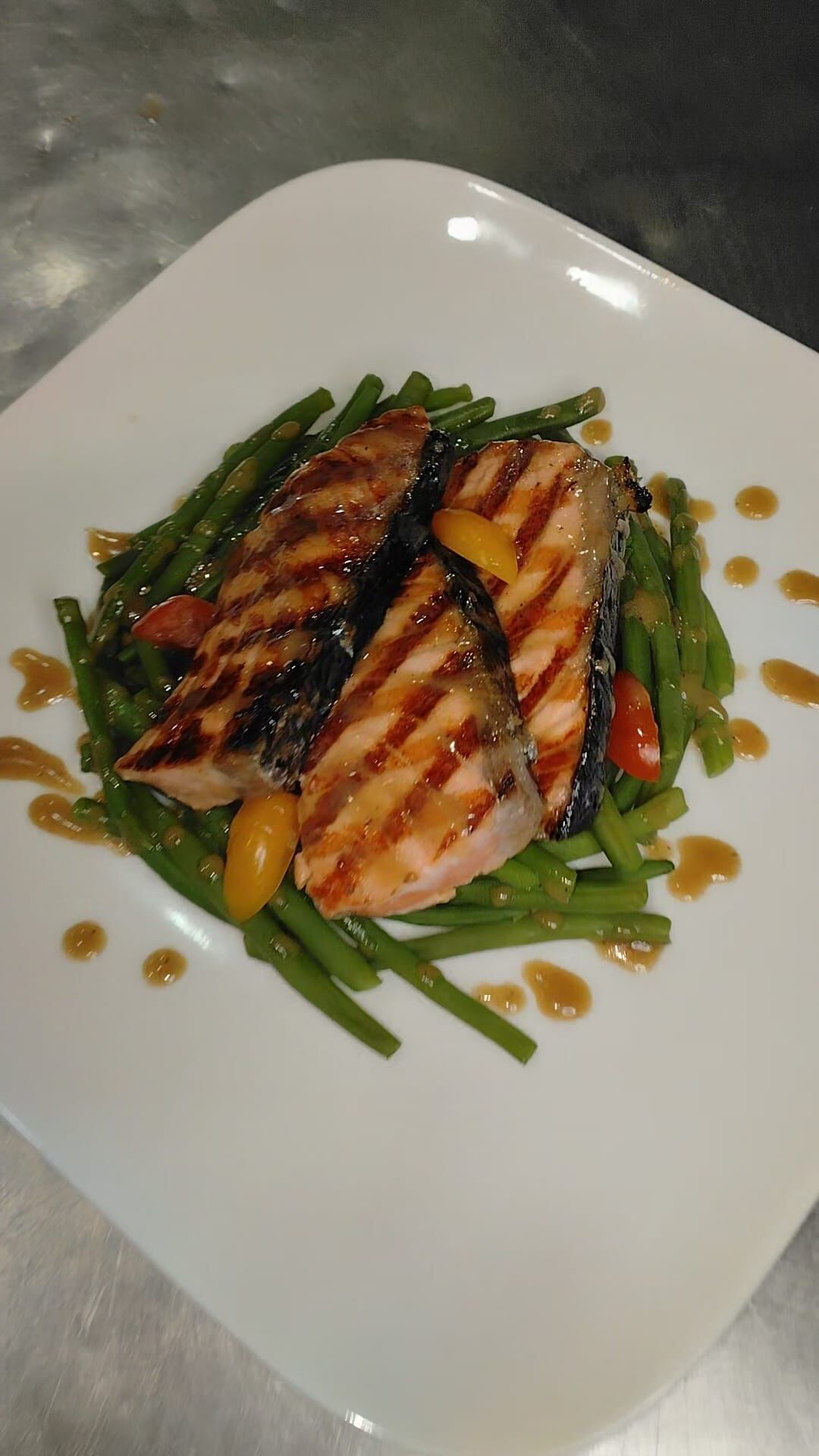 Saumon grillé, haricot vert