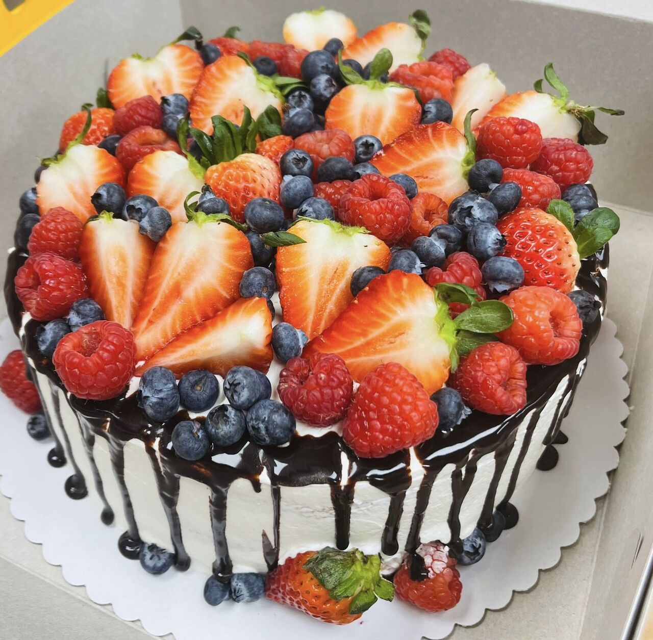 Šlehačkový s ovocem - Obj. č. 305, 1750g - 12 porcí, CENA: 1190,-Kč