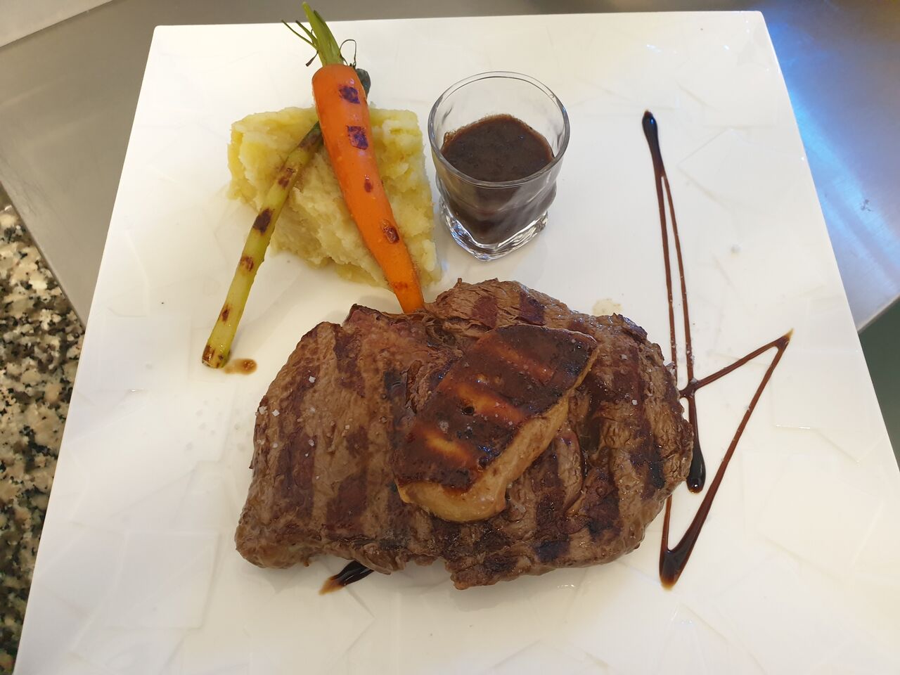 entrecote 300g vbf rossini