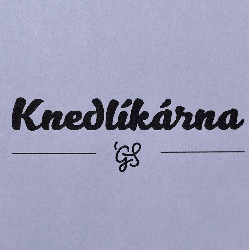 Tvarohový knedlík s jablky a skořicí / 360g / 71.-Kč