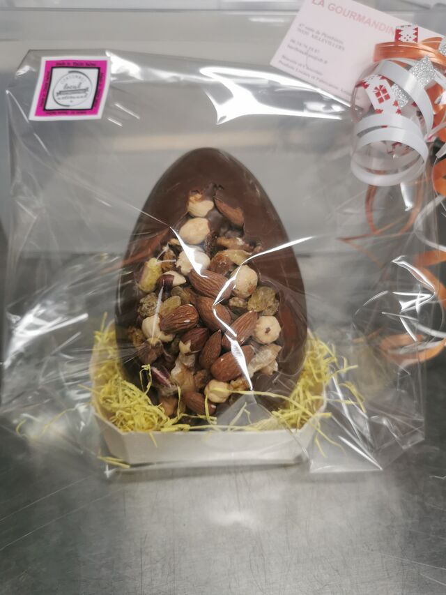 Gros œuf avec fruits secs 180g