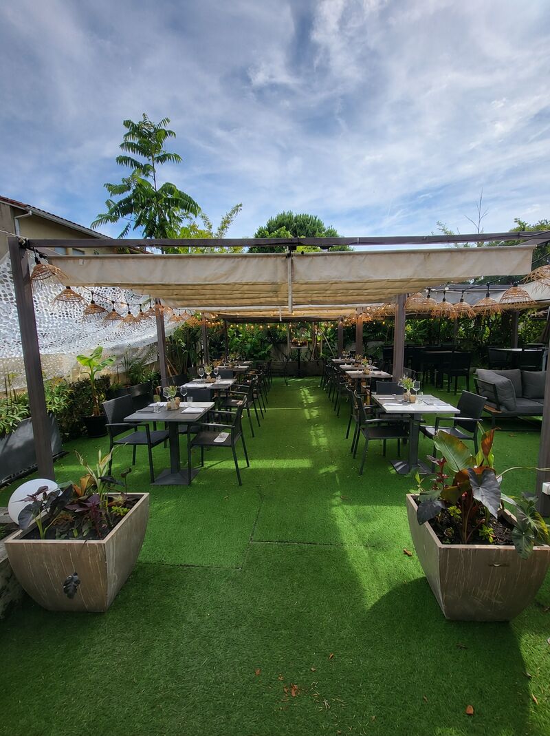 NOTRE TERRASSE
