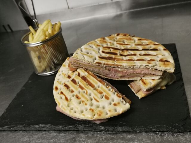 Prego em pão Estrela