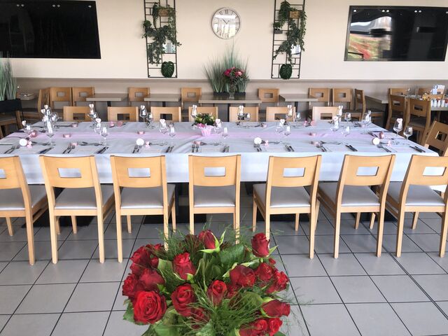 VOS REPAS DE GROUPE DANS NOTRE SALLE PRIVATISÉE (le soir ou le week-end)