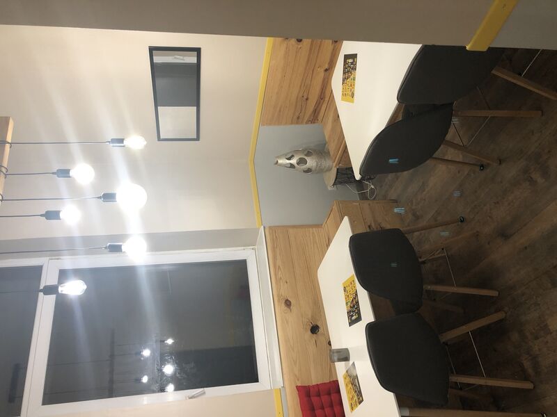 Petite salle a l'etage.