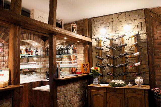 Pro soukromé akce Vám otevřeme kdykoliv i o víkendu.
Možnost sledování sportovních přenosů.