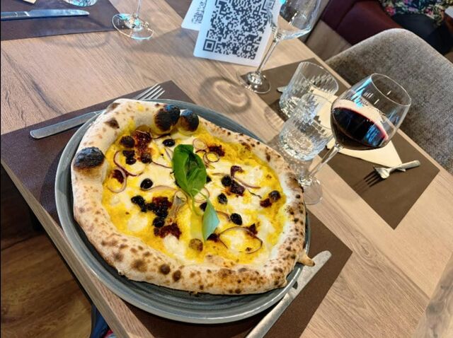 PIZZA TROPEA
