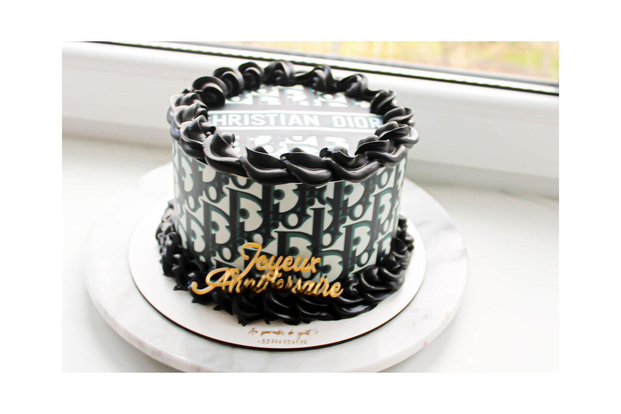 Dior Cake
