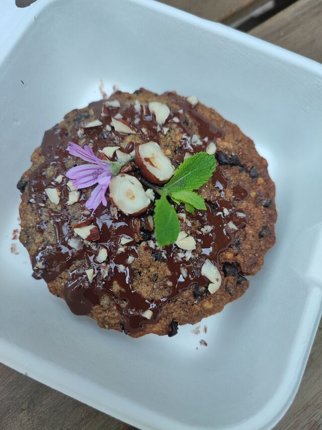 Moelleux au chocolat et aux noisettes 🌺