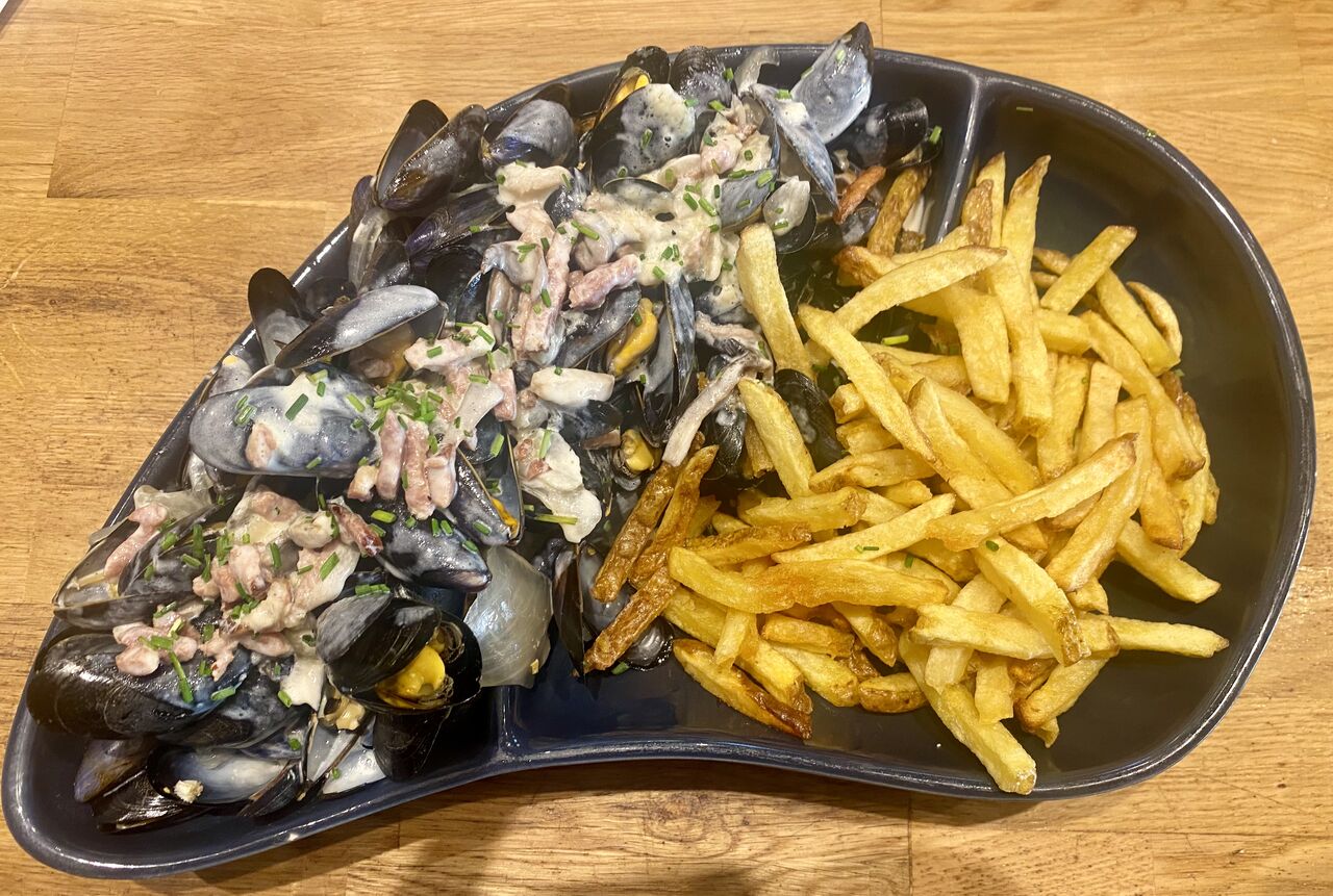 Moules sauce poulette