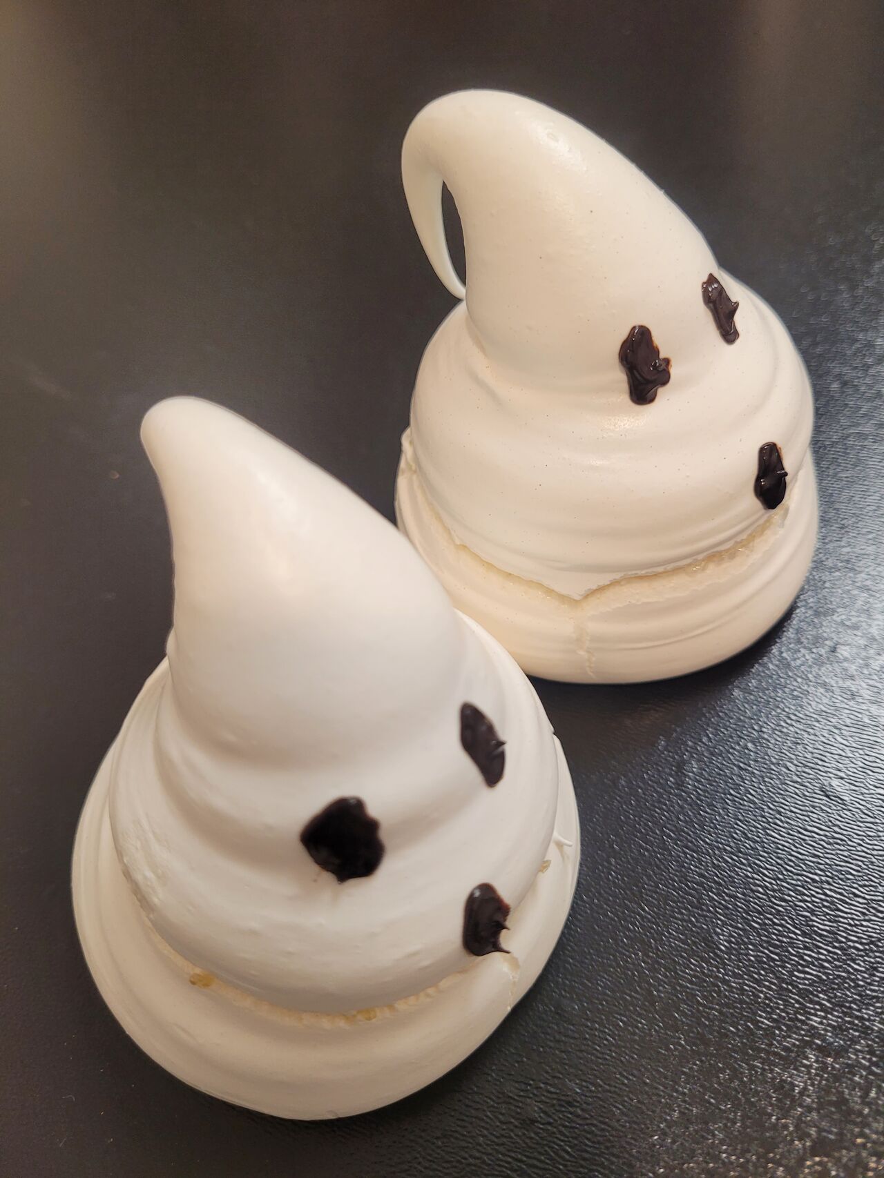 FANTOMES Meringues