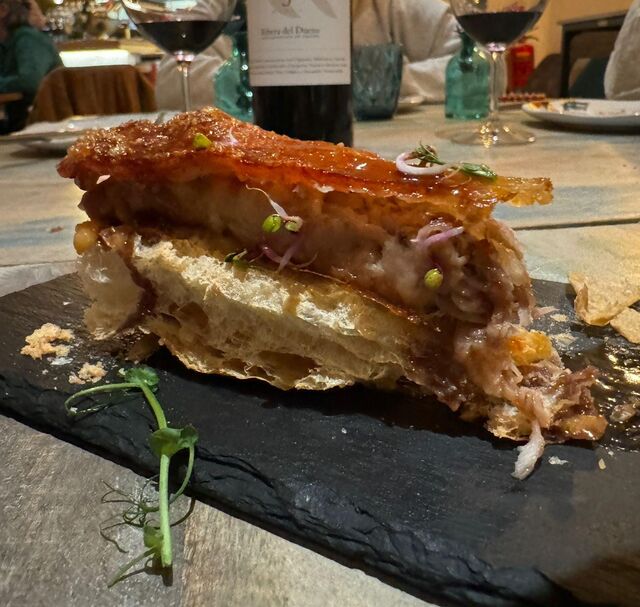 TOSTA SEGOVIANA DE COCHINILLO