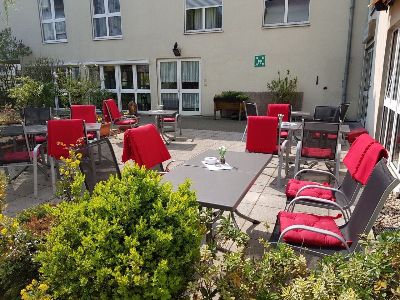 Die Terrasse lädt zum verweilen ein...