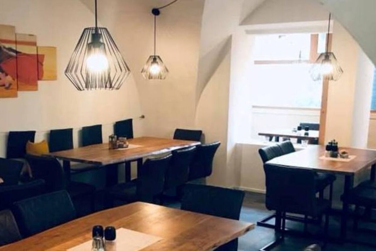 "Moderne trifft Historie"