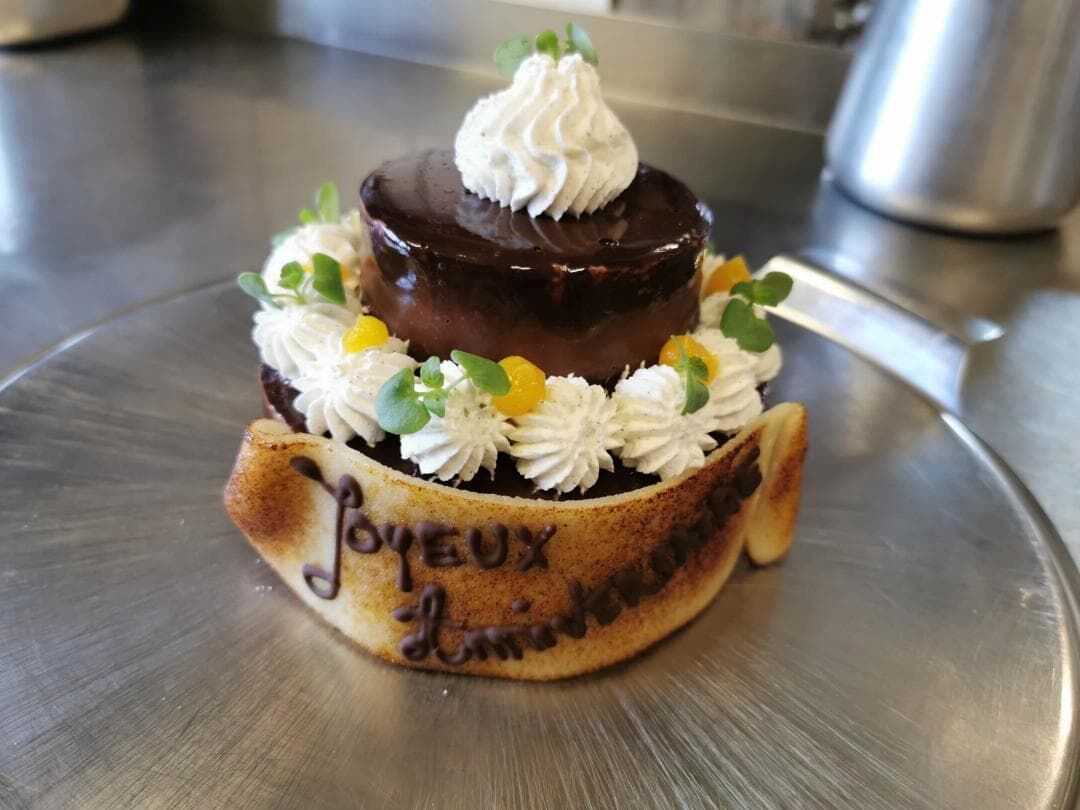 Gâteau d'anniversaire, royale chocolat, insert passion