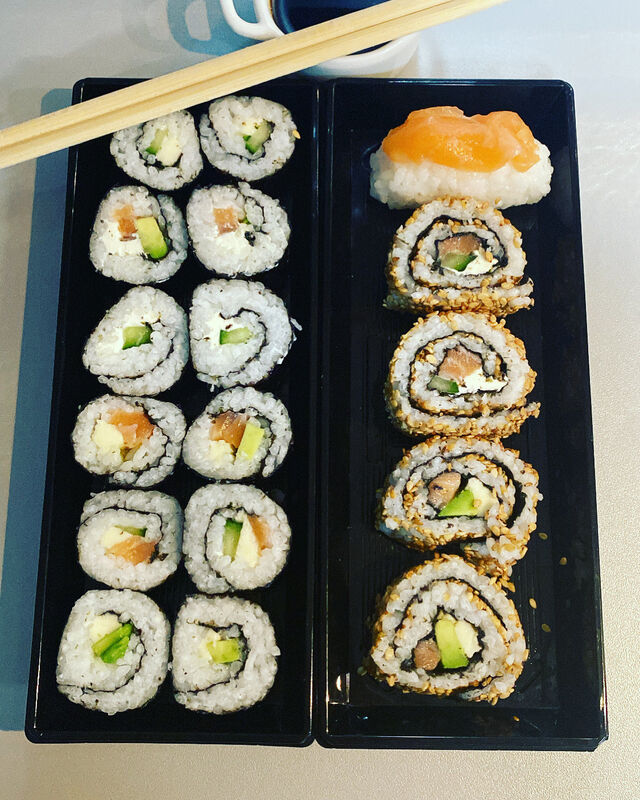 Sushis et makis Fée maison ( sans poisson cru) 