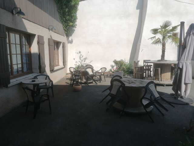 petite cour au calme...pour passer en mode détente..