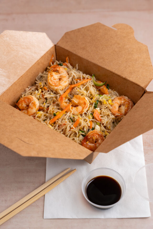 Spaghetti di Riso Gamberi e Verdure 