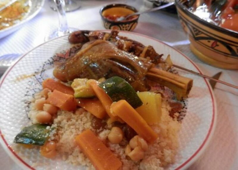 COUSCOUS MERGUEZ AGNEAU 