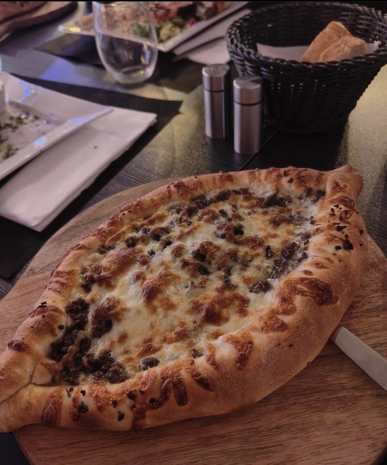 Khachapuri avec viande