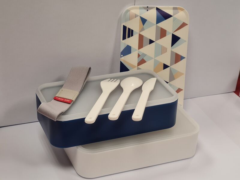 Boîte bento bien pratique pour aller au boulot ;)