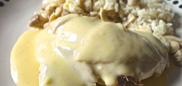 POULE AU RIZ SAUCE SUPRÊME