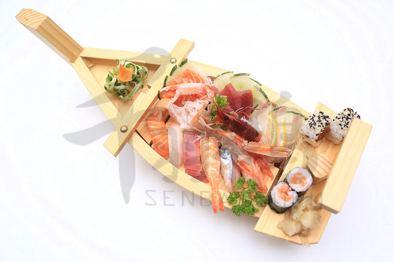 Barca Senbatsuru piccola (le immagini sono a scopo illustrativo)