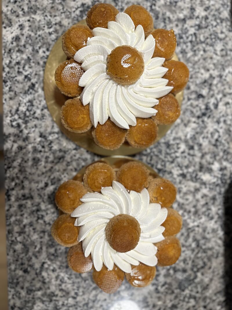 Pâte Feuilleté Croustillante, Choux Caramélisés et Crème Légère Vanille ( avec ou sans Rhum)