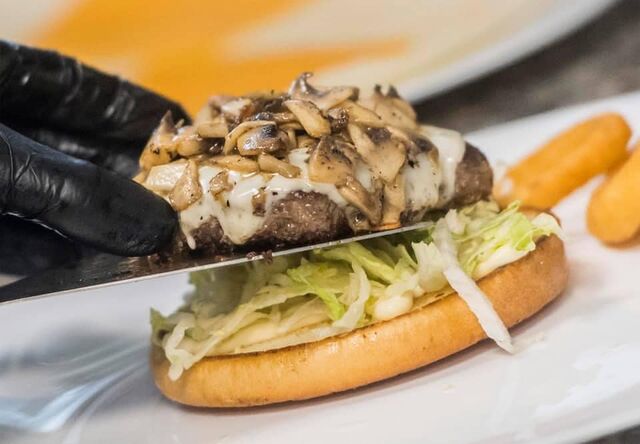 New york burger so šampińónmi sa už chystá..