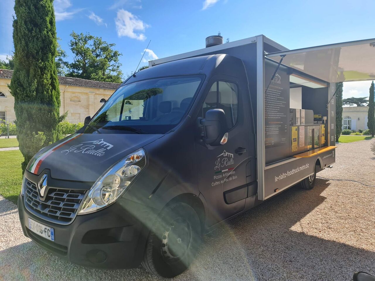 Veille de mariage d'Hillary et Giovanni au château Gassies à Latresne 