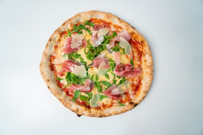 PIZZA RUCOLA.

