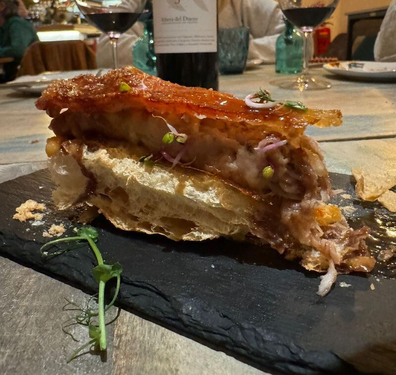 TOSTA SEGOVIANA DE COCHINILLO