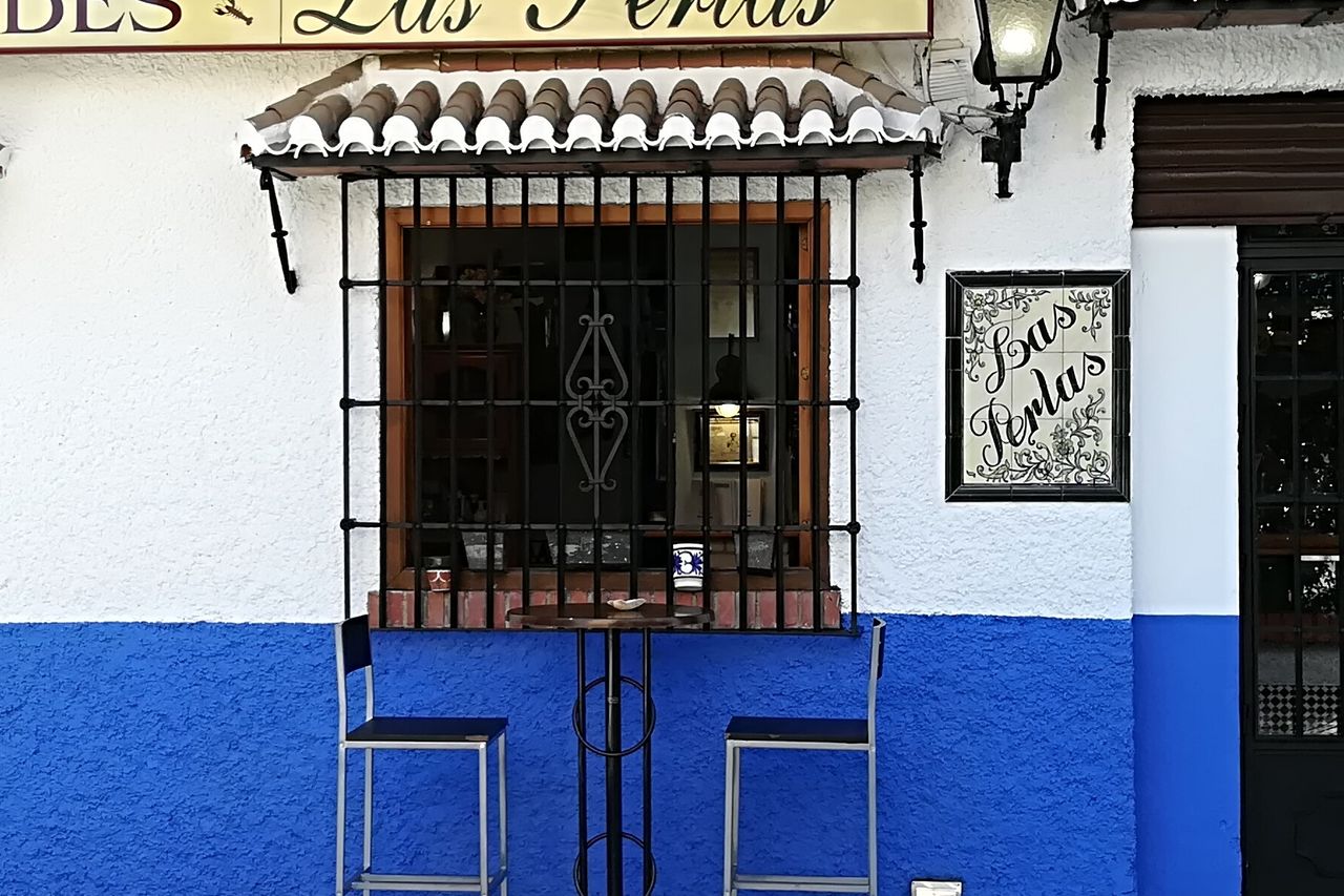 Mesón-Rte. Pescados y Mariscos "LAS PERLAS "