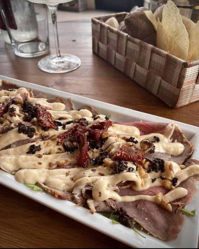 Roast beef tonnato