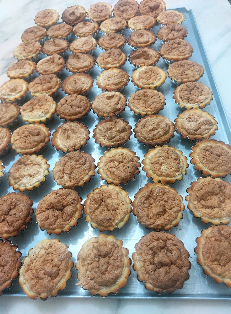 COSULETE CU NUCA SI GEM