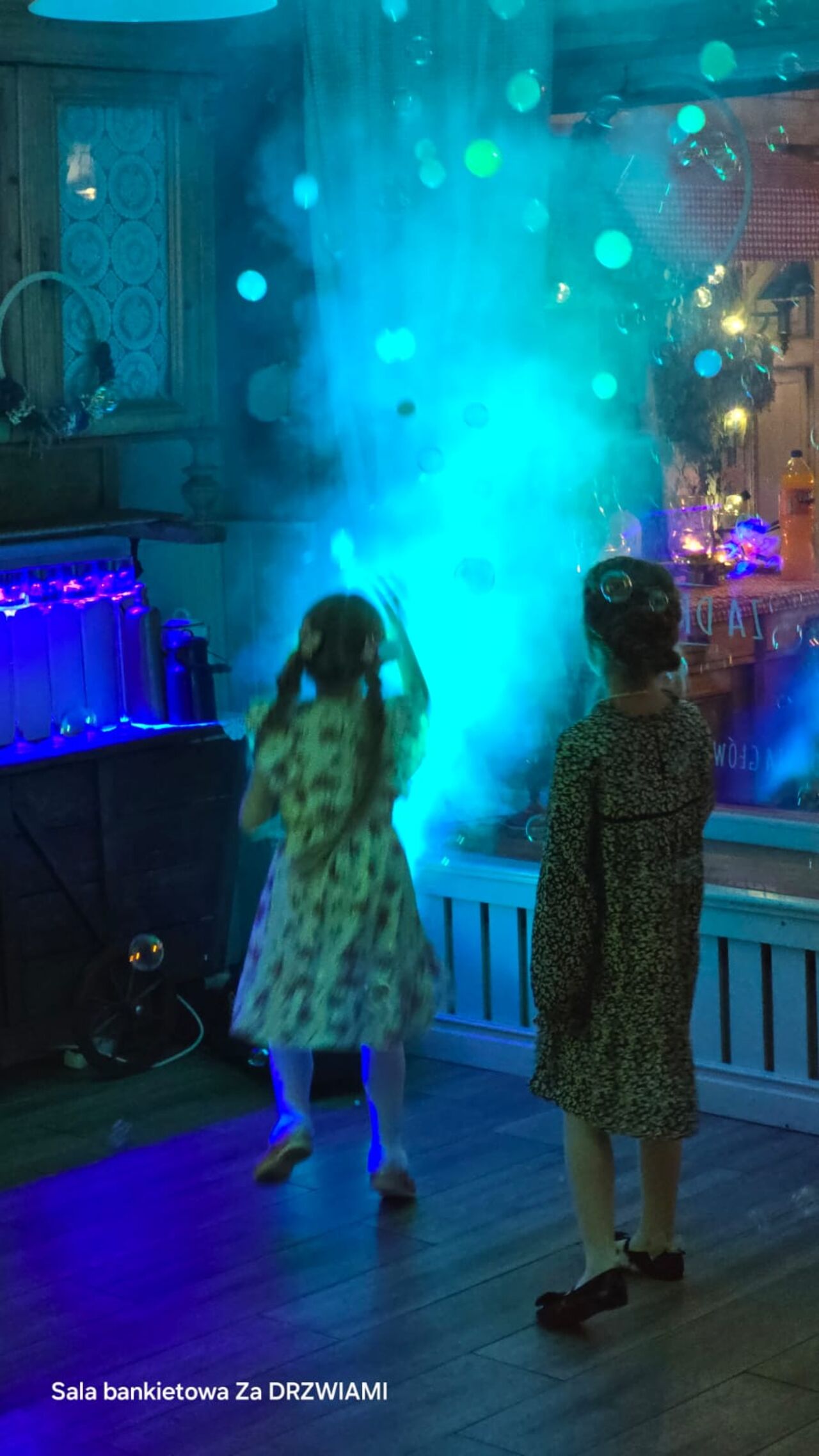 PRZESTRZEŃ ROZSZERZONA NA ZABAWĘ