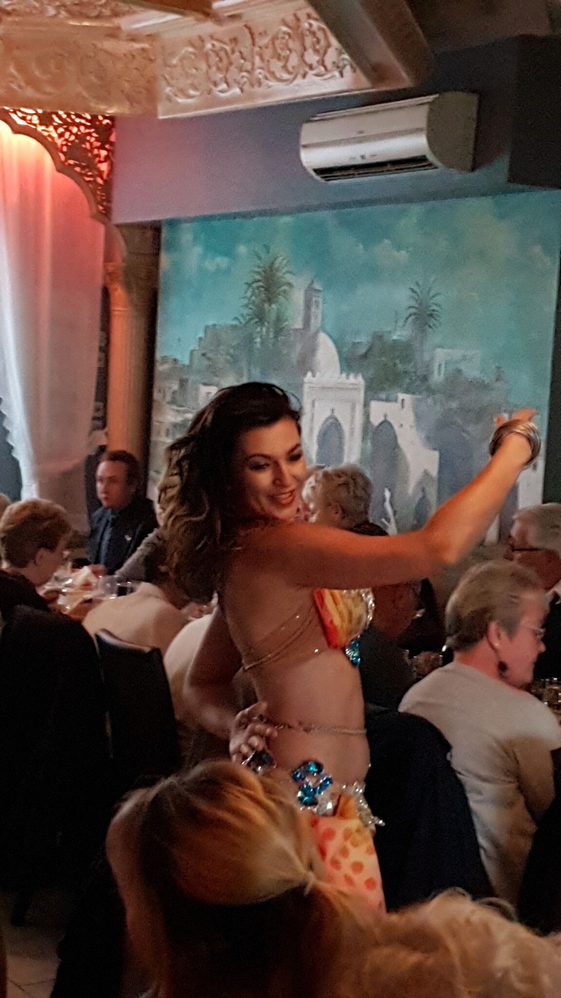 Nos prestations comprennent également les danseuses orientales.