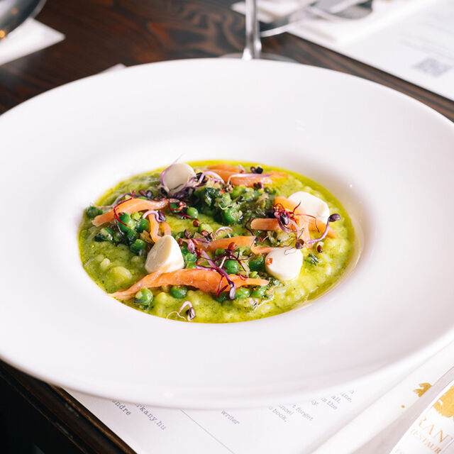 Zöldborsó risotto *füstölt lazaccal