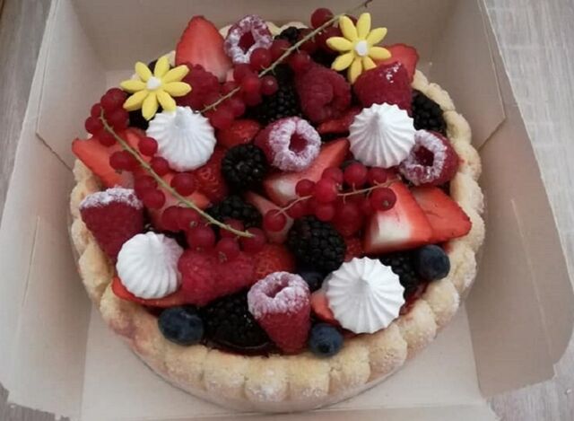 Charlotte aux fruits rouges