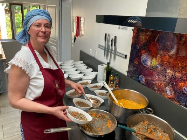 Karine fait chanter les casseroles