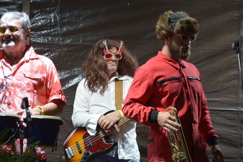 IV.ROCK FEST - HARVESTER
https://youtu.be/4rWTeoseH8E