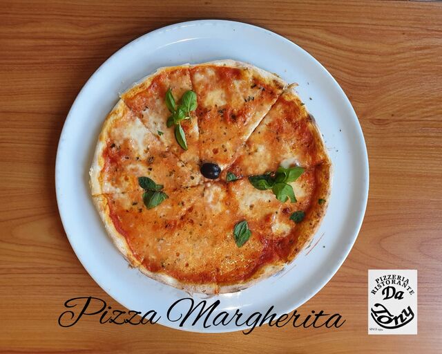 Pizza Margherita
