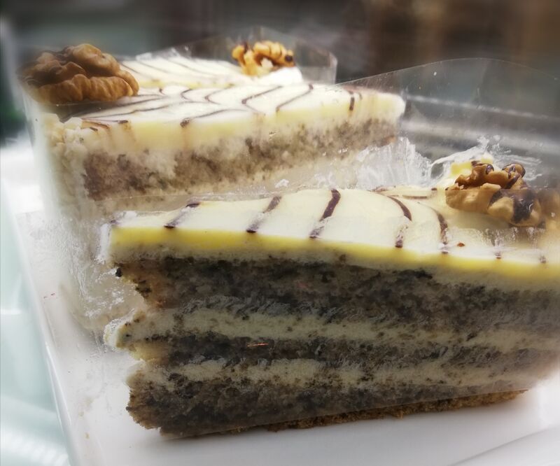 Wallnus Torte mit weiße Schokolade 