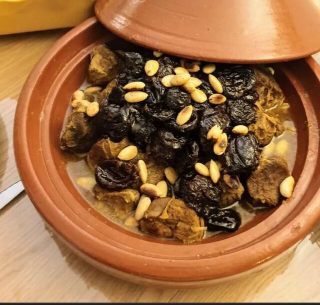 Tajine veau ou agneau pruneau abricot 