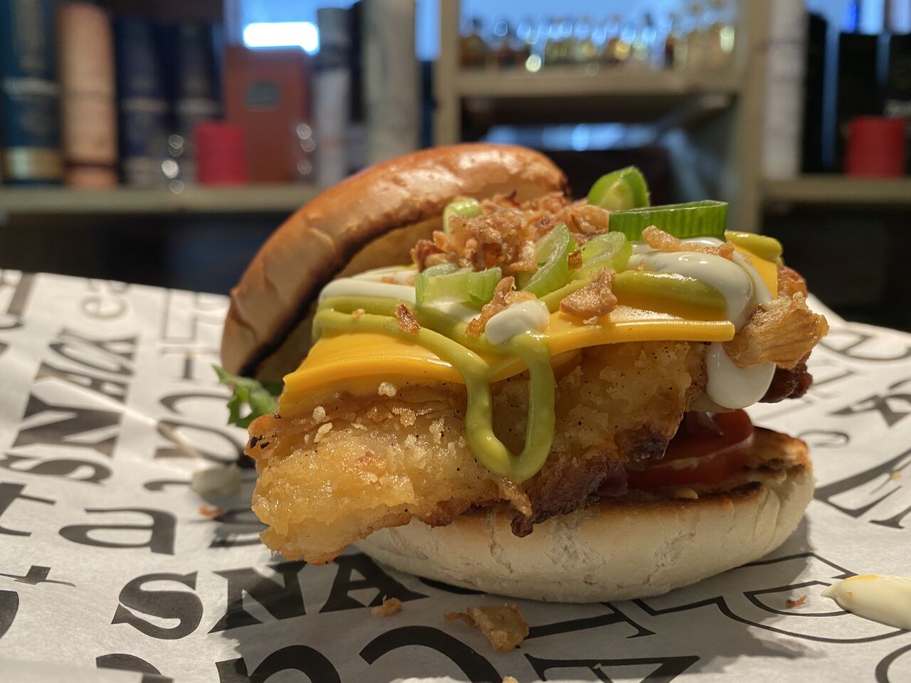 Chicken filet burger met guacamole