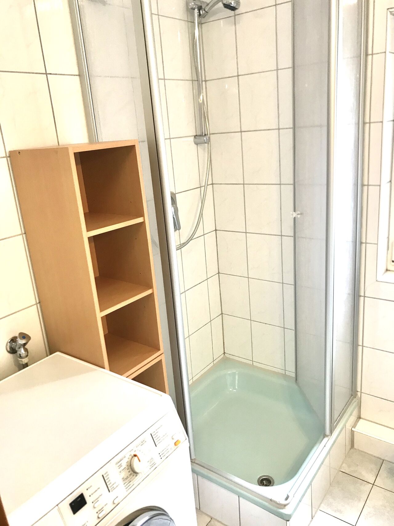 z.B. Duschbad im Apartment bis 7 Personen