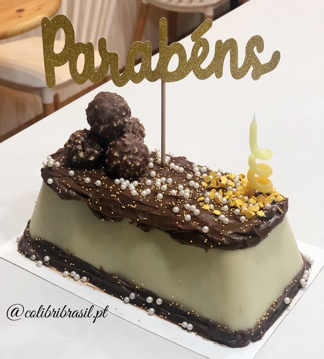 Bolo de encomenda para aniversário 