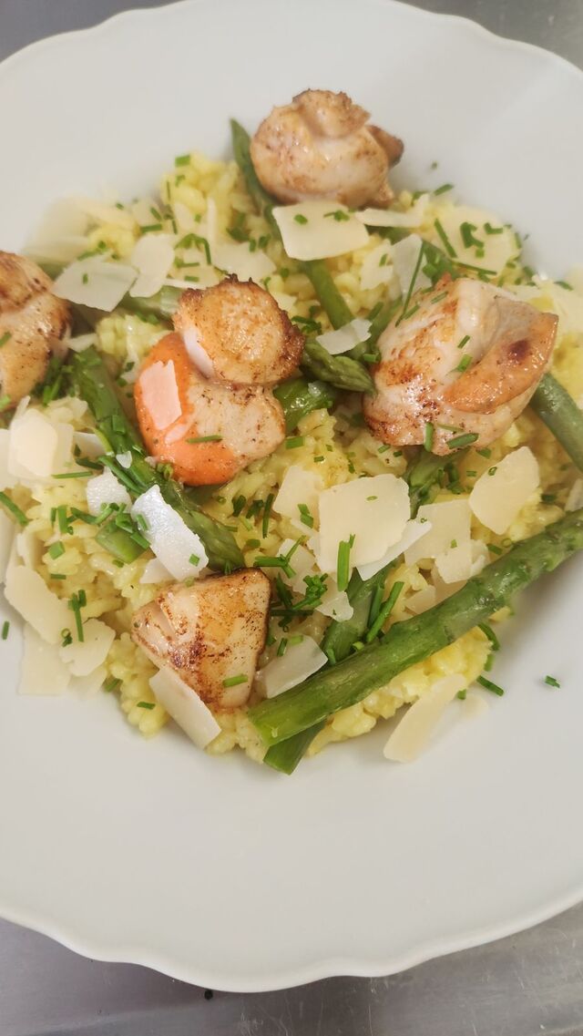 risotto aux asperges noix de Saint Jacques poelées