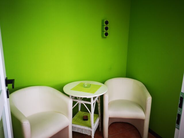 Grüner Gastraum
( Raucherraum )